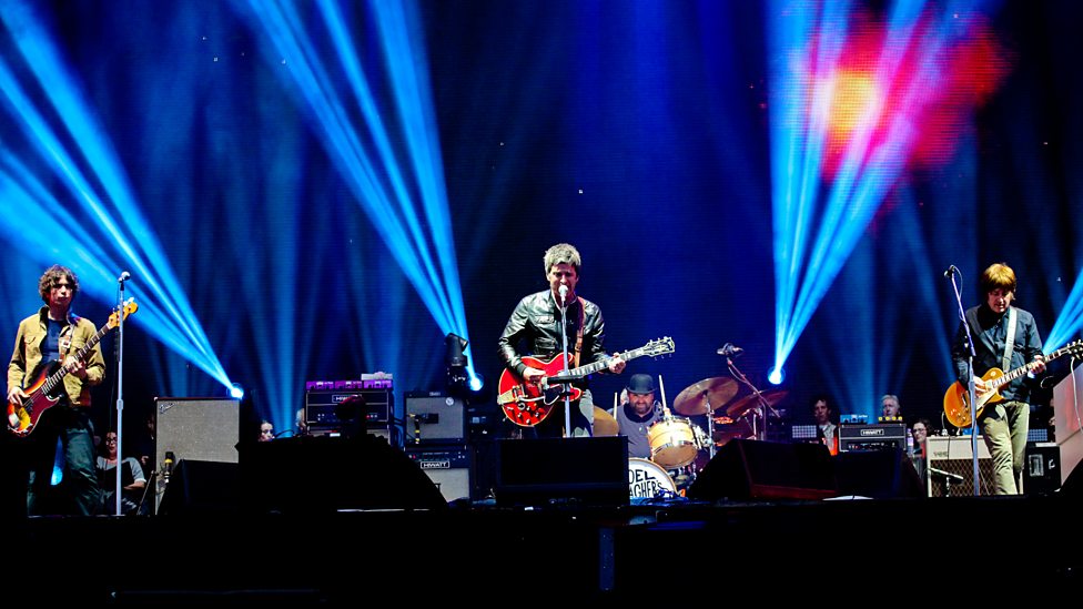Noel Gallagher’s High Flying Birds Soar Over Barcelona
